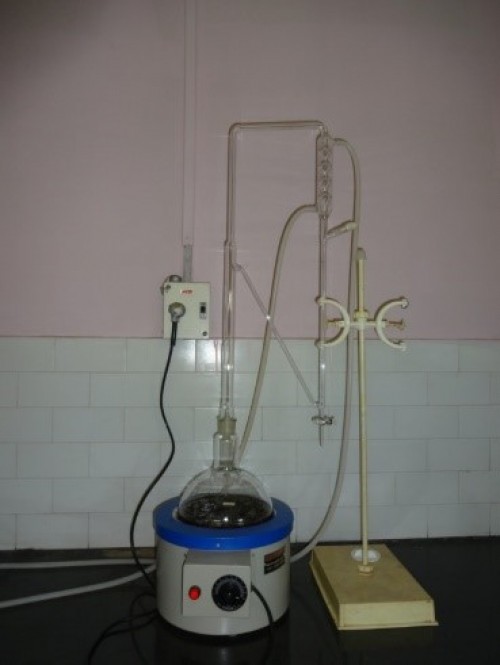Clevengerâ€™s apparatus for distillation of oil